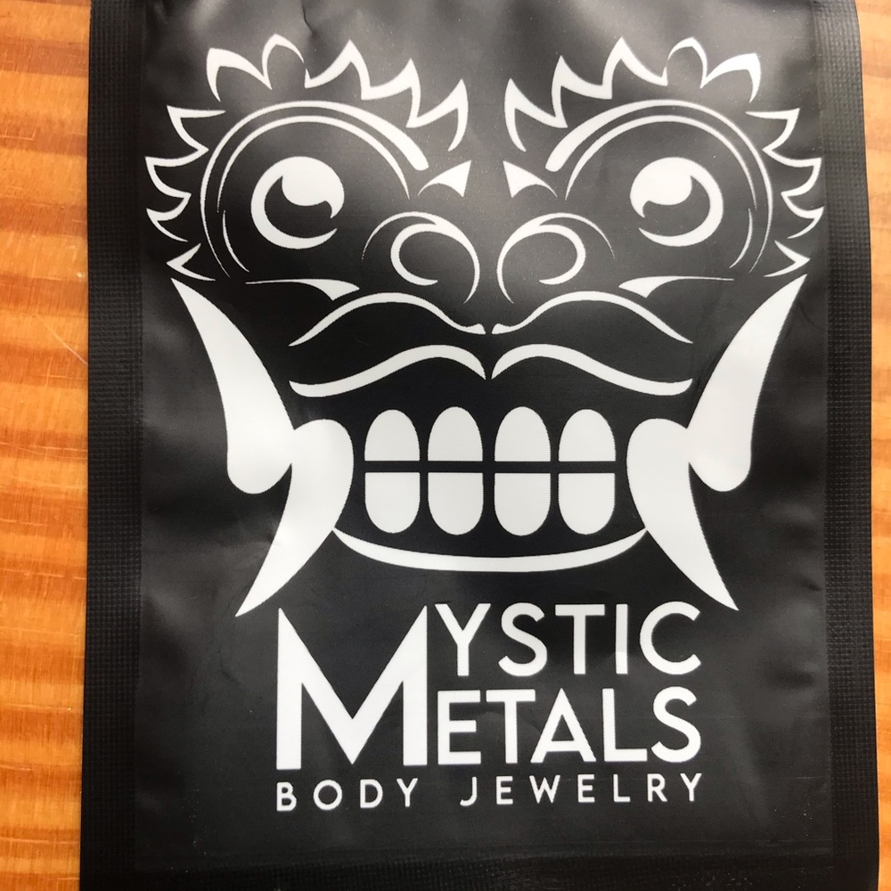 Mystic Metals | anatomical heart plugs 3/4” - Picture 4 of 4